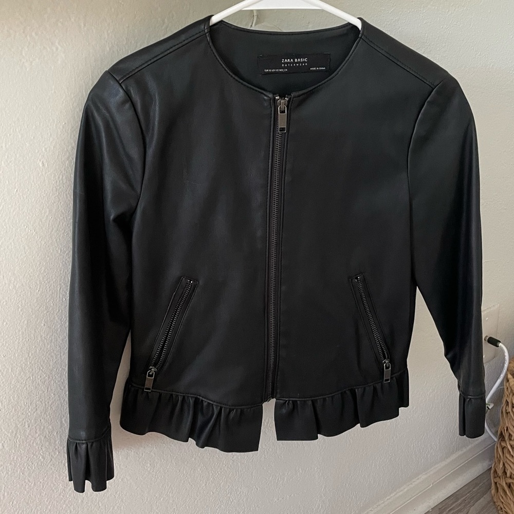 Zara leather jacket like new XS